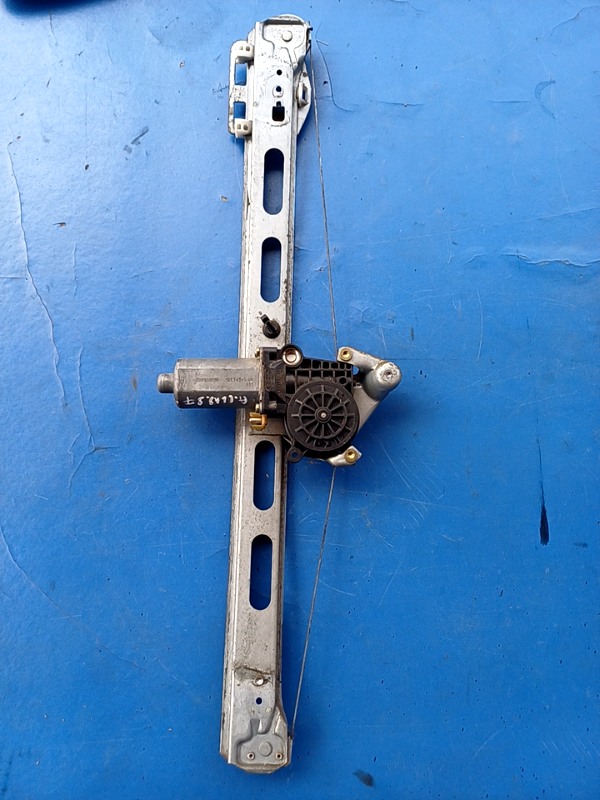 Macara geam  – Electric, Parte montare: Stânga față – Mercedes-Benz A-Class W168 [1997 – 2001] Hatchback 5-doors 1.6 MT (102 hp)