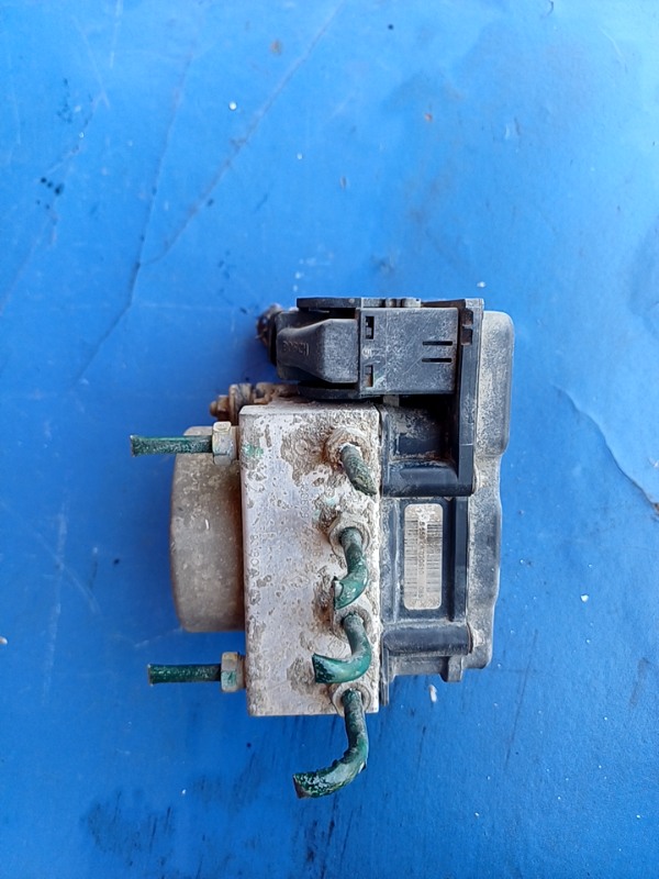 Pompă ABS – Dacia Logan 1 generation [restyling] [2007 – 2012] Sedan