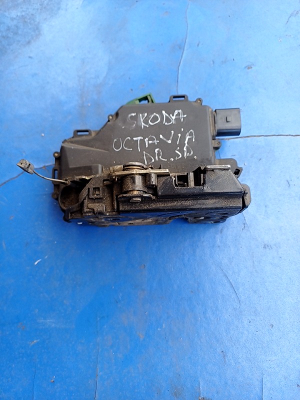 Broască ușă – Parte montare: Dreapta spate – Skoda Octavia 1 generation [restyling] [2000 – 2010] Liftback 5-doors 1.9 TDI MT (90 hp)