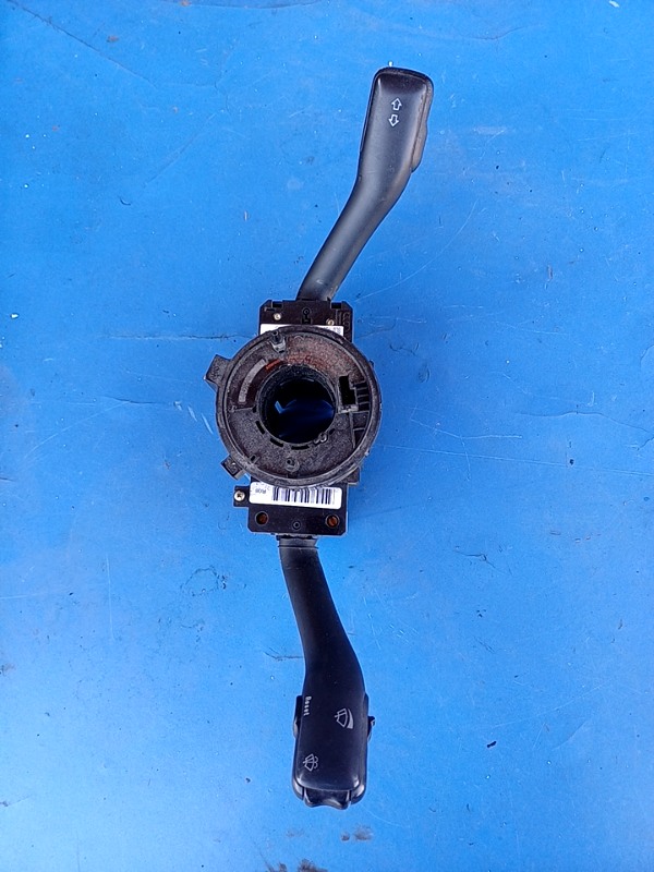 Contact cu cheie – Skoda Fabia 1 generation [restyling] [2004 – 2007] wagon 5 doors 1.2 MT (64 hp)