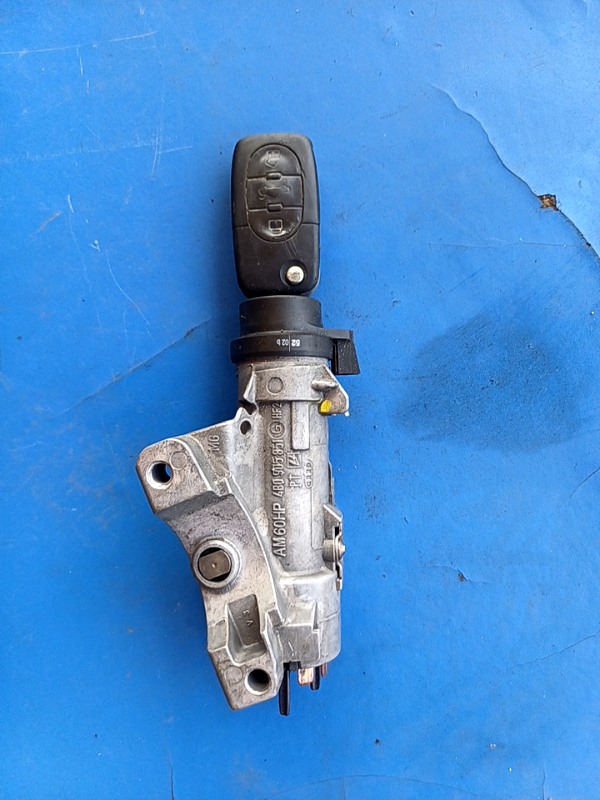 Contact cu cheie – Audi A4 B6 [2000 – 2005] Sedan 2.5 TDI MT (163 hp)