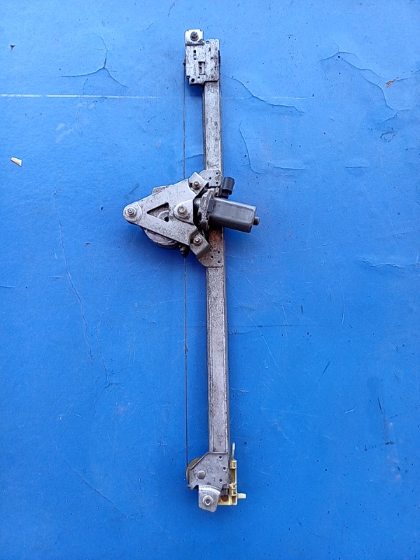 Macara geam  – Electric, Parte montare: Stânga față – Renault Trafic 2 generation [2001 – 2006] Minivan 1.9 dCi MT (100 hp)