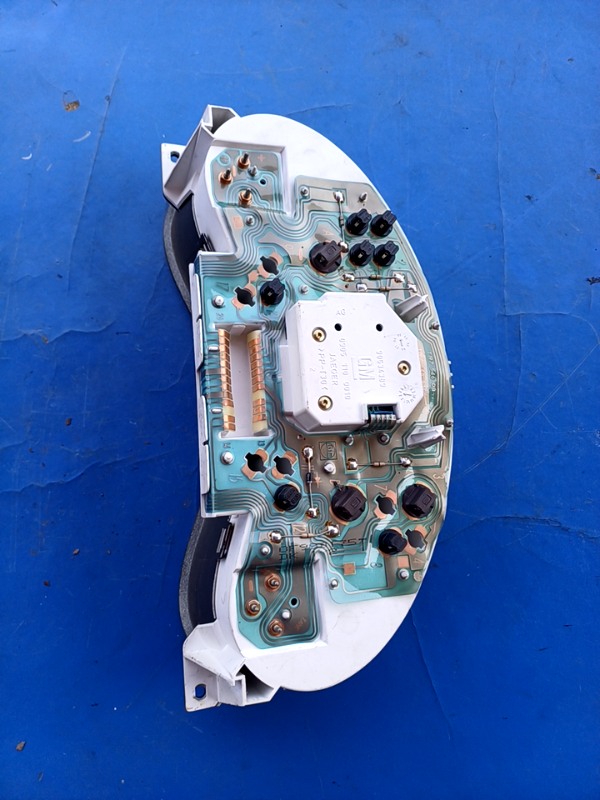 Ceas bord – Opel Corsa B [restyling] [1997 – 2000] Hatchback 3-doors 1.0 MT (54 hp)