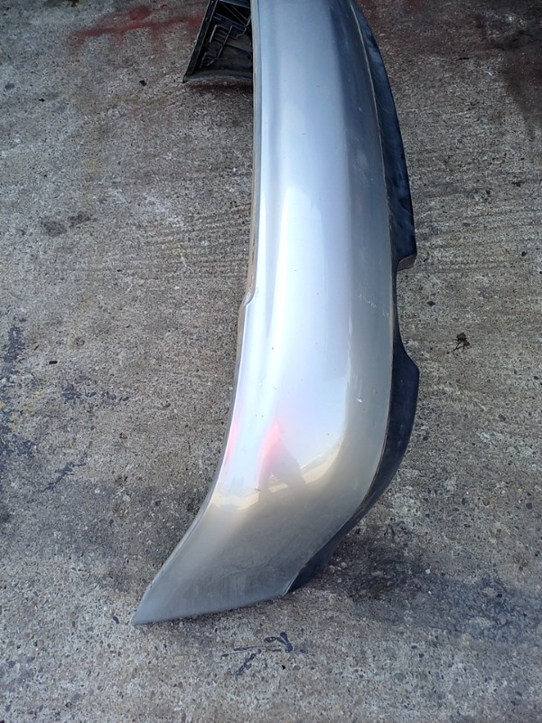 Bară protecție  – Culoare: Gri, Parte montare: Spate – Audi A4 B5 [1994 – 1999] Sedan 1.8 MT (125 hp)