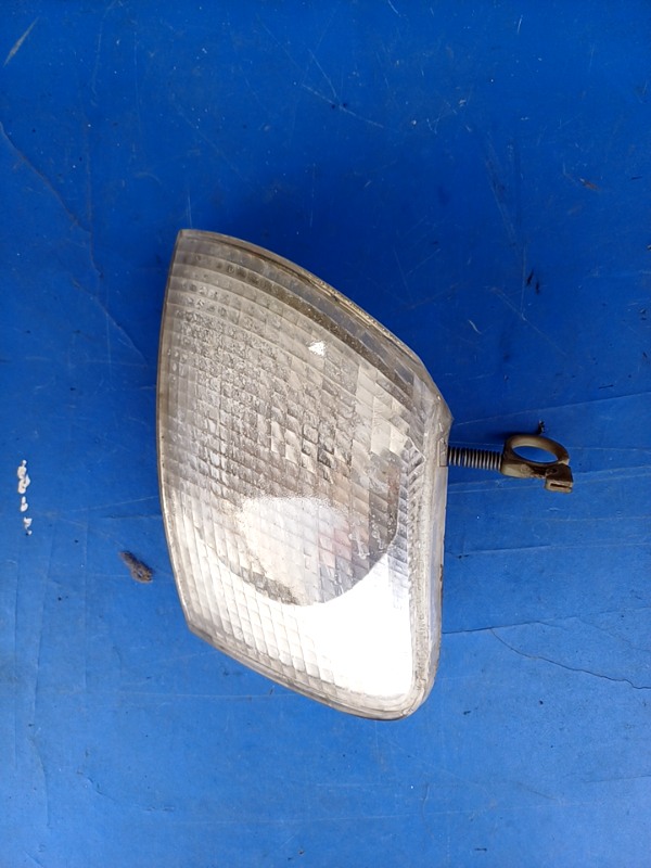 Semnalizator – Culoare: Alb, Parte montare: Stânga – Volkswagen Passat B5 [1996 – 2000] wagon 1.9 TDI MT (110 hp)