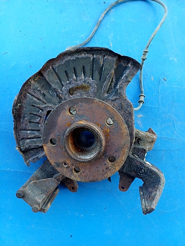 Fuzetă – Parte montare: Dreapta față – Mercedes-Benz M-Class W163 [1997 – 2001] SUV 5-doors 270 2.7d AT (163 hp) 4WD