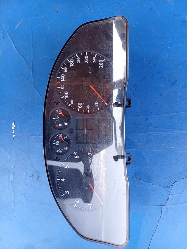 Ceas bord – Audi A4 B5 [1994 – 1999] Sedan 1.6 MT (101 hp)
