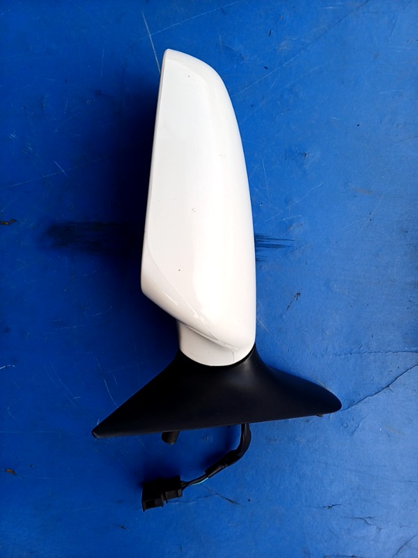 Oglindă  – Culoare: Alb, Electric, Parte montare: Stânga – Skoda Octavia 1 generation [restyling] [2000 – 2010] Liftback 5-doors 1.6 MT (102 hp)