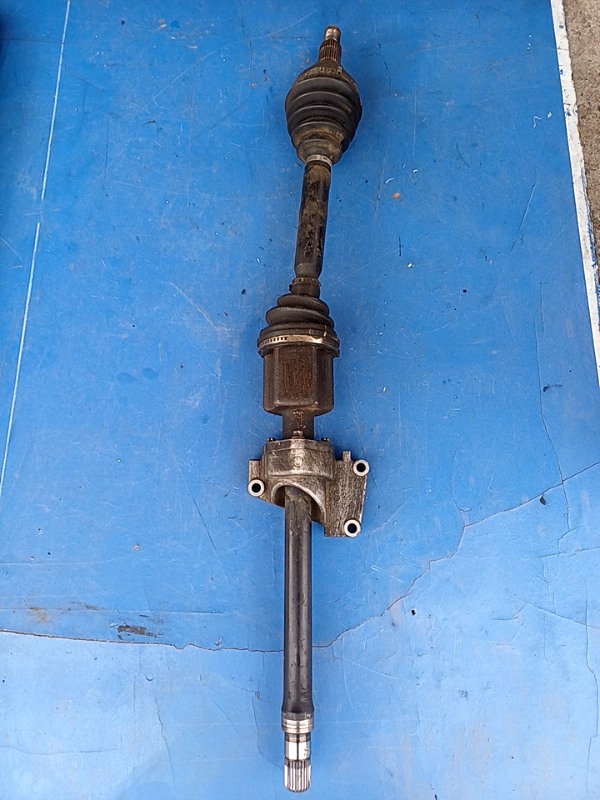 Planetară – Parte montare: Dreapta – Opel Zafira B [2005 – 2010] Minivan 5-doors 1.9 CDTI MT (150 hp)