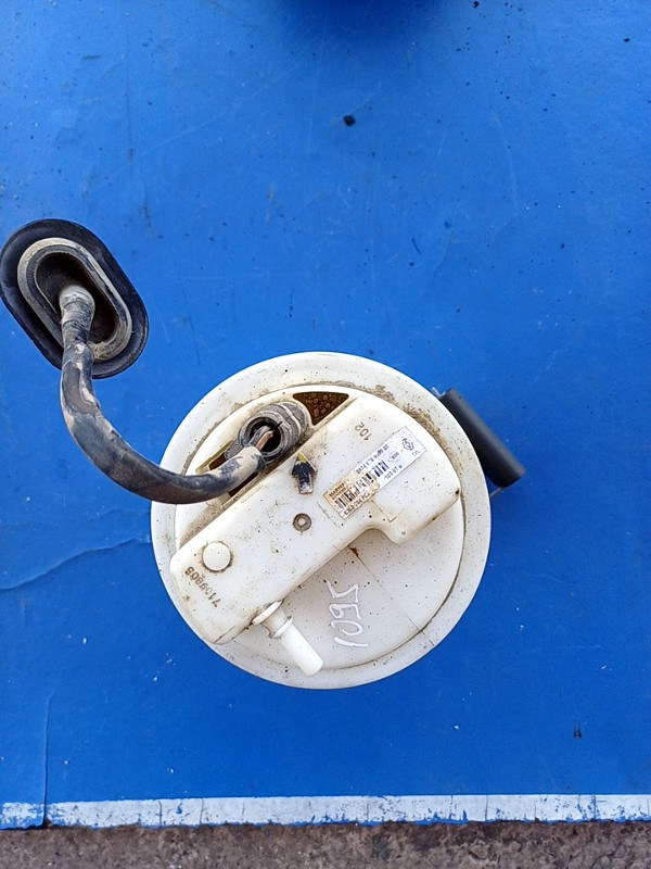 Pompă benzină – Ford Fiesta 5 generation [2001 – 2007] Hatchback 5-doors 1.3 MT (60 hp)