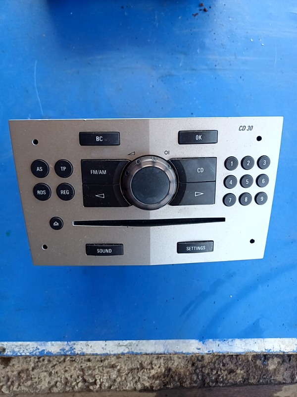 CD Player – Opel Corsa D [2006 – 2011] Hatchback 5-doors 1.2 MT (80 hp)
