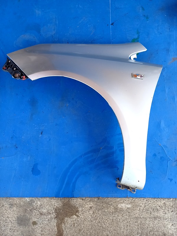 Aripă – Culoare: Gri, Parte montare: Stânga  – Opel Corsa D [2006 – 2011] Hatchback 5-doors 1.2 MT (80 hp)