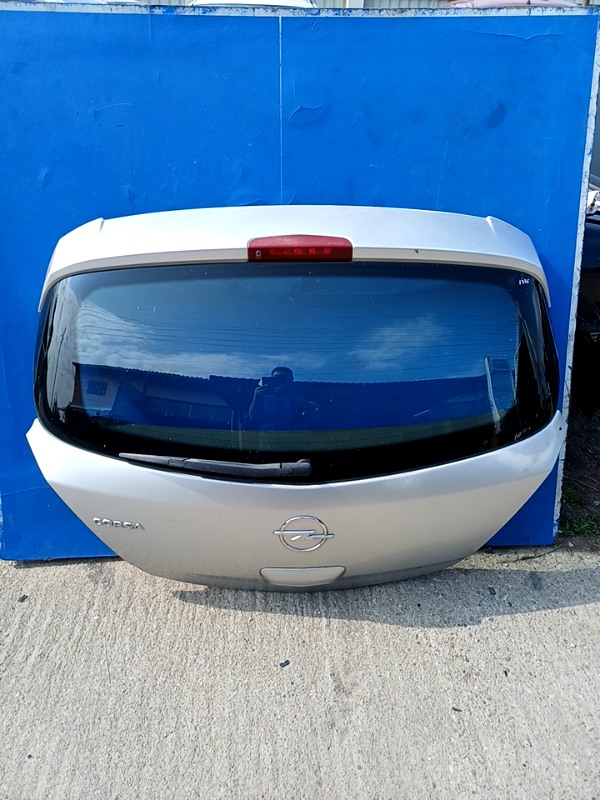 Haion – Culoare: Gri – Opel Corsa D [2006 – 2011] Hatchback 5-doors 1.2 MT (80 hp)