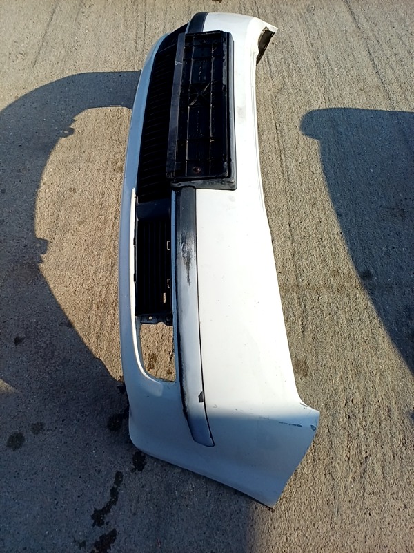 Bară protecție  – Culoare: Alb, Parte montare: Față – Skoda Fabia 6Y [1999 – 2004] Sedan 1.4 MT (68 hp)