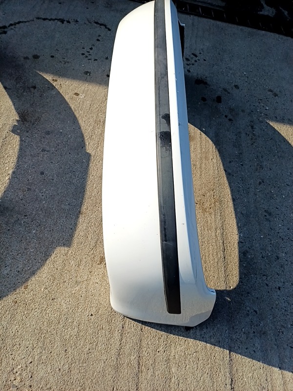 Bară protecție  – Culoare: Alb, Parte montare: Spate – Skoda Fabia 6Y [1999 – 2004] Sedan 1.4 MT (68 hp)