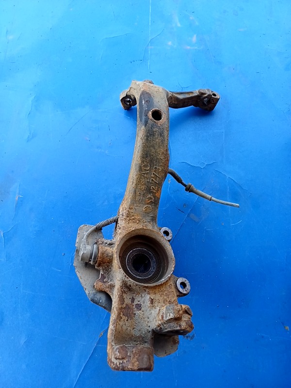 Fuzetă – Parte montare: Dreapta  – Volkswagen Passat B5 [1996 – 2000] wagon 1.9 TDI MT (90 hp)