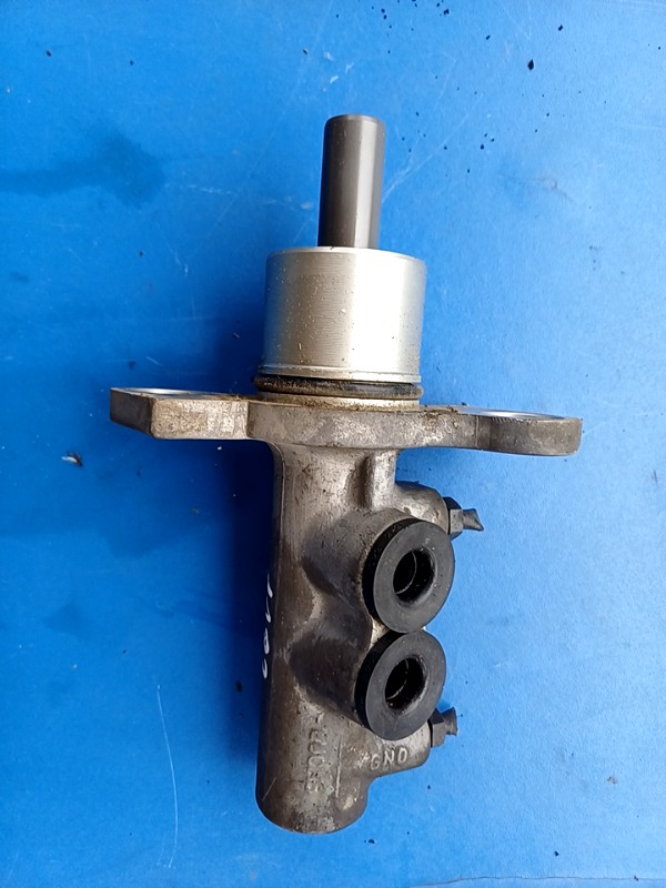 Pompă frană – Volkswagen Passat B5 [1996 – 2000] wagon 1.9 TDI MT (90 hp)