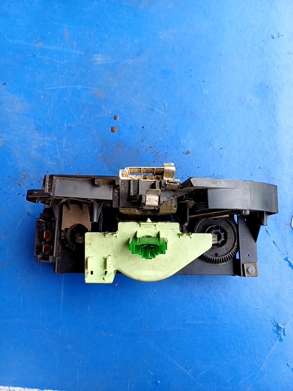 Panou comandă aer – Volkswagen Transporter T4 [1990 – 2003] Van 1.9 TD L MT (68 hp)