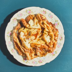 Resep Crepes Renyah Tahan Lama: Nikmati Tekstur Renyah Sempurna Resep Crepes Renyah Tahan Lama: Nikmati Tekstur Renyah Sempurna
