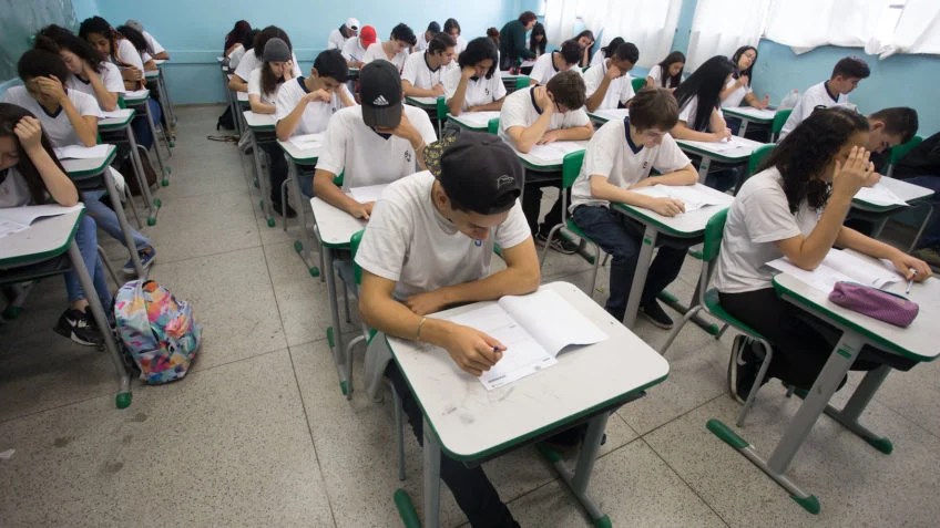 Efeito Tarcisio: São Paulo Registra Avanço de 57% na Leitura Entre Crianças do 2º Ano da Rede Pública Efeito Tarcisio: São Paulo Registra Avanço de 57% na Leitura Entre Crianças do 2º Ano da Rede Pública