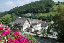 Mit Freunden lachen und feiern im Sauerland (nur ab 8 Personen) Mit Freunden lachen und feiern im Sauerland (nur ab 8 Personen)