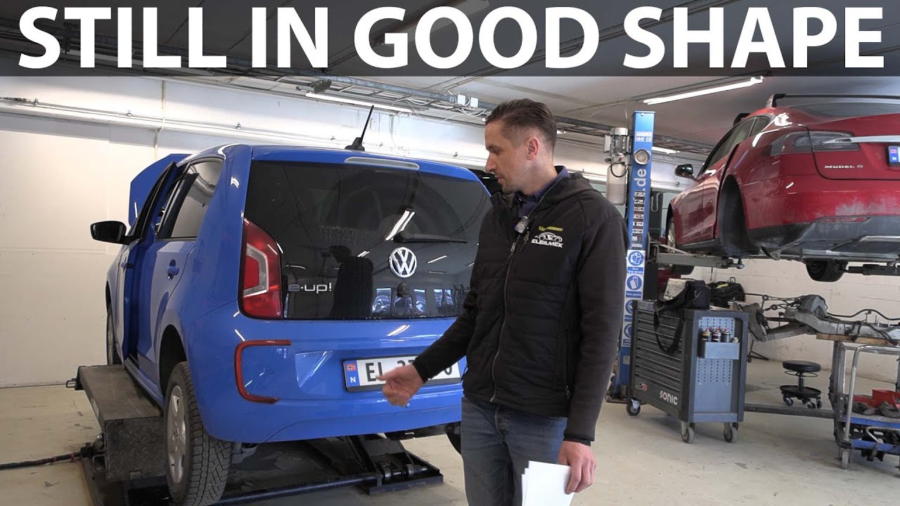 VW e-Up checked at Elbilmek and picking up Smart #1 VW e-Up checked at Elbilmek and picking up Smart #1