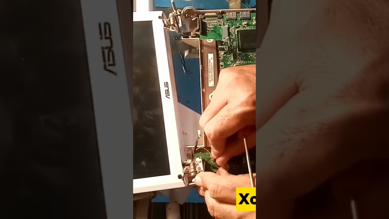 Asus Eee pc 900 disassembly & cleaning #youtubevideo Asus Eee pc 900 disassembly & cleaning #youtubevideo