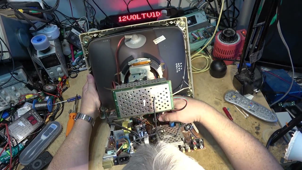 Commodore 1084S CRT monitor repair Commodore 1084S CRT monitor repair