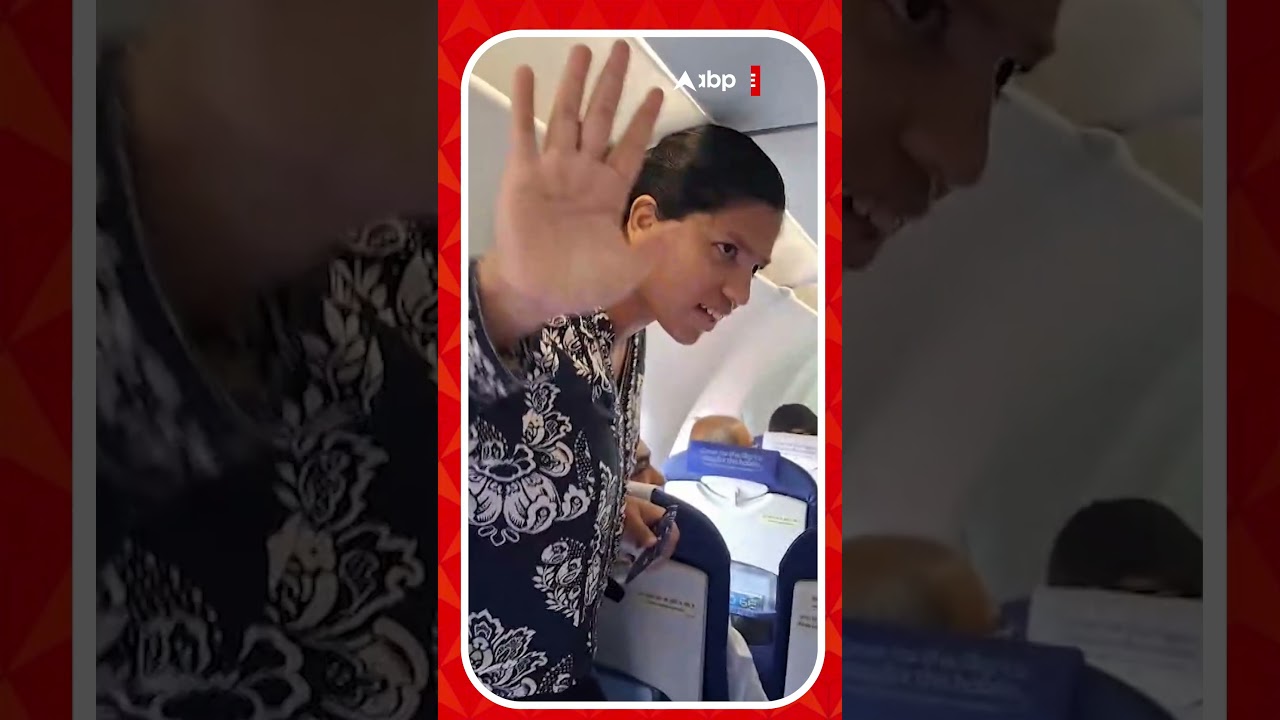 কলকাতায় পা রাখলেন বিশ্বজয়ী বাঙালি ক্রিকেটার রিচা ঘোষ, বিমানবন্দরে উন্মাদনা তুঙ্গে কলকাতায় পা রাখলেন বিশ্বজয়ী বাঙালি ক্রিকেটার রিচা ঘোষ, বিমানবন্দরে উন্মাদনা তুঙ্গে