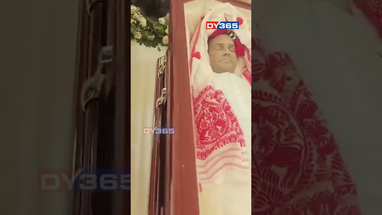 নিথৰ জুবিনৰ কপালত মৰমৰ চুমা নিথৰ জুবিনৰ কপালত মৰমৰ চুমা