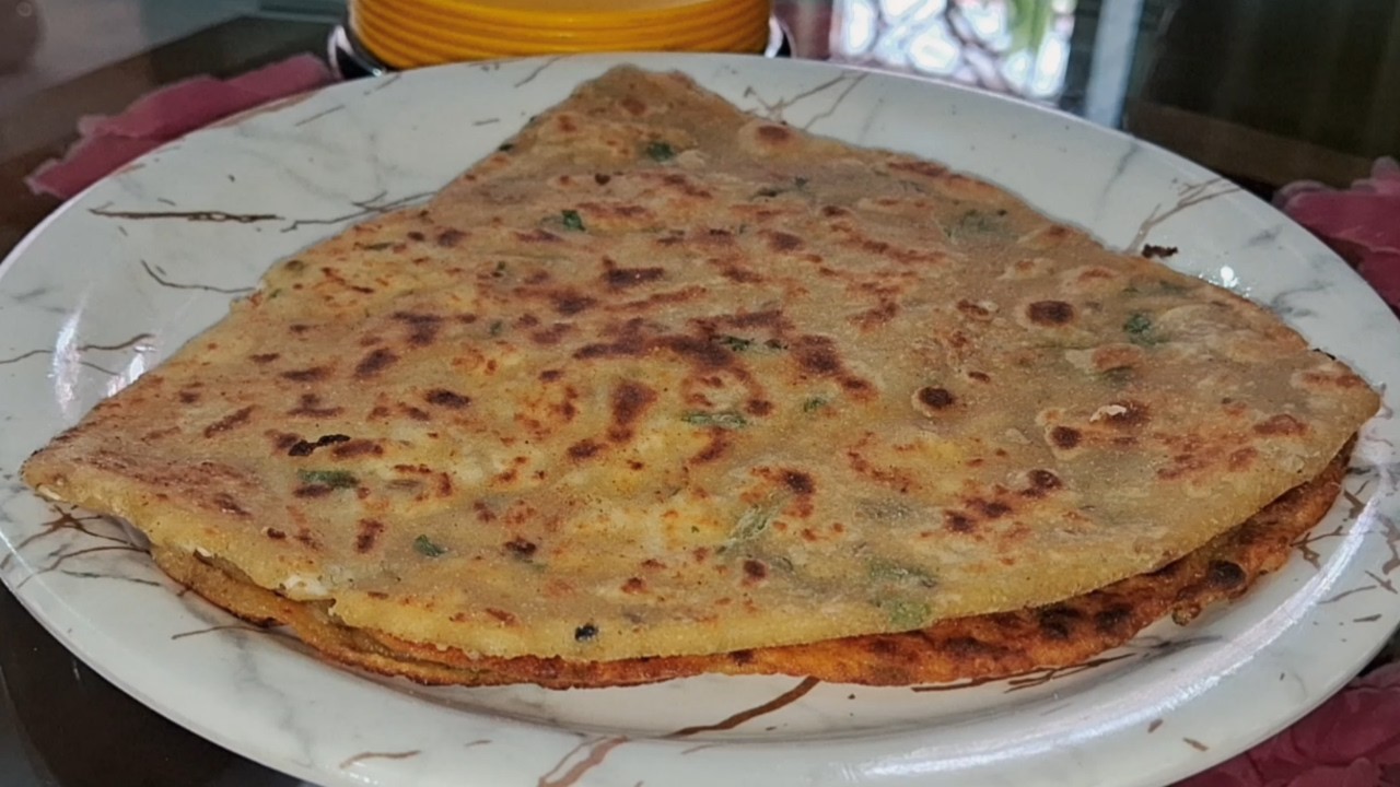 एक उबले आलू और कुछ खड़े मसालों से बनाएंगे हेल्दी टेस्टी पनीर पराठा ! Healthy & Tasty Lunchbox Recipe एक उबले आलू और कुछ खड़े मसालों से बनाएंगे हेल्दी टेस्टी पनीर पराठा ! Healthy & Tasty Lunchbox Recipe