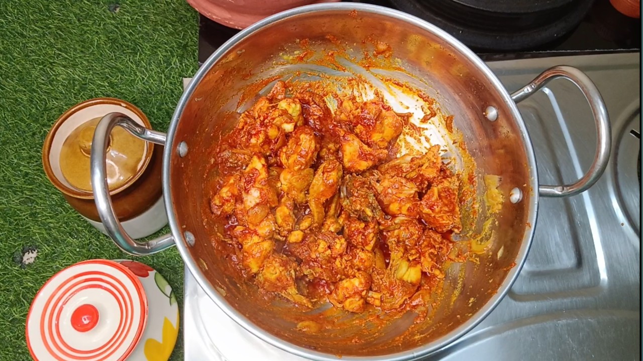 How to make red colour chicken gravy recipe ll ಚಿಕನ್ ಗ್ರೇವಿ How to make red colour chicken gravy recipe ll ಚಿಕನ್ ಗ್ರೇವಿ