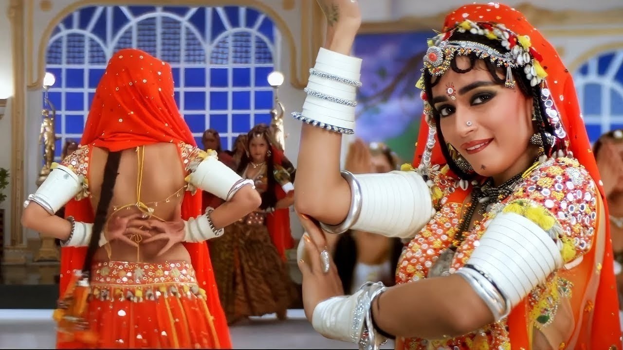 Choli Ke Peeche Kya Hai – Khal Nayak (1993) | Sanjay Dutt & Madhuri Dixit | 90’s Hit Dance Songs Choli Ke Peeche Kya Hai – Khal Nayak (1993) | Sanjay Dutt & Madhuri Dixit | 90’s Hit Dance Songs