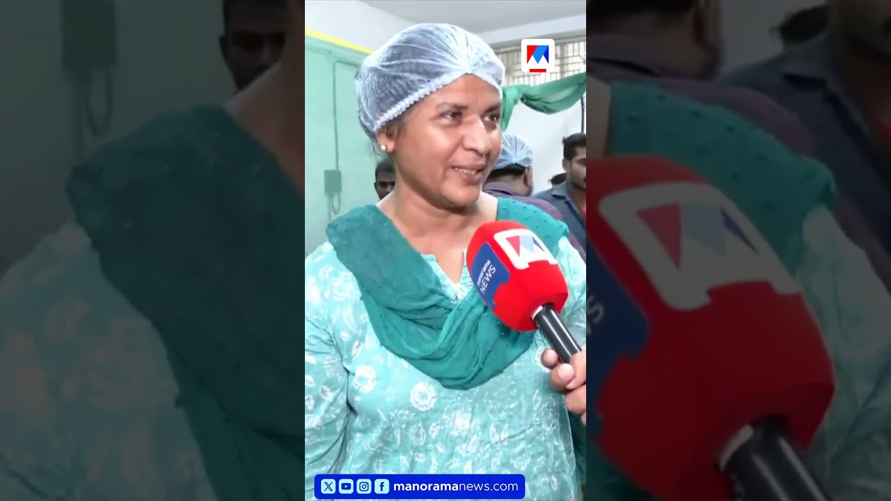 ശബരിമല സന്നിധാനത്തെ അന്നദാന ചുമതലയിൽ വനിത ശബരിമല സന്നിധാനത്തെ അന്നദാന ചുമതലയിൽ വനിത