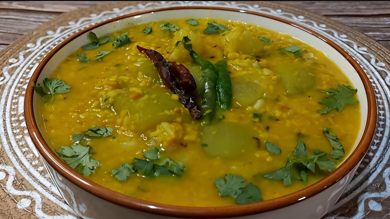 Bottle Gourd with Moong Dal | Simple Indian Veg Recipe Bottle Gourd with Moong Dal | Simple Indian Veg Recipe
