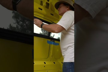 Van Conversion – Installing Removable Screens in Bunk Windows | Ep 6.14 Van Conversion – Installing Removable Screens in Bunk Windows | Ep 6.14