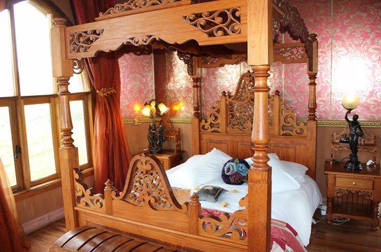 Rapunzel’s magical castle does exist, how can you find it? Rapunzel’s magical castle does exist, how can you find it?