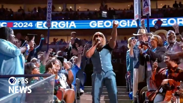 Lil Jon Turns the 2024 DNC Roll Call Into a Party With “Turn Down for What” Lil Jon Turns the 2024 DNC Roll Call Into a Party With “Turn Down for What”
