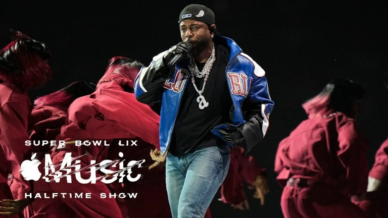 Apple Music’s Spatial Audio Replay of Kendrick Lamar’s Super Bowl Halftime Show: How to Watch It Apple Music’s Spatial Audio Replay of Kendrick Lamar’s Super Bowl Halftime Show: How to Watch It