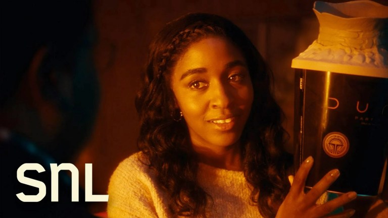 The Dune 2 Sandworm Popcorn Bucket Is Good for One Thing—Just Not What the Internet Thinks The Dune 2 Sandworm Popcorn Bucket Is Good for One Thing—Just Not What the Internet Thinks