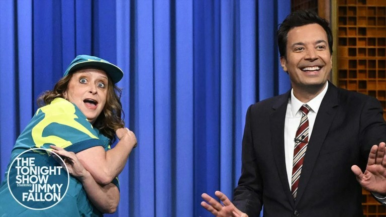 Rachel Dratch Crashes Jimmy Fallon’s Monologue as Olympic Breakdancer Raygun Rachel Dratch Crashes Jimmy Fallon’s Monologue as Olympic Breakdancer Raygun