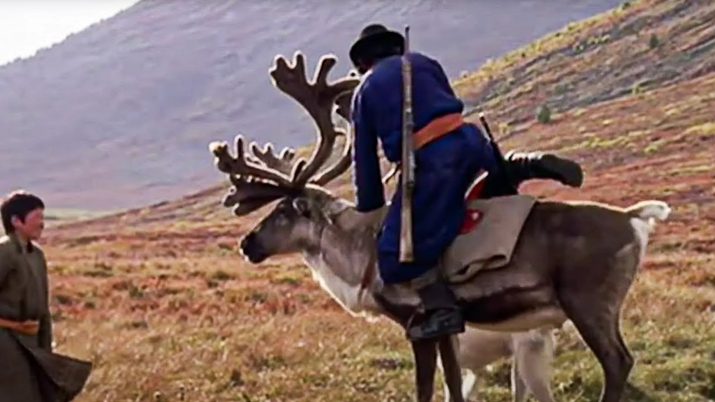 The Tsaatan ride the reindeer – Lords of the Animals The Tsaatan ride the reindeer – Lords of the Animals
