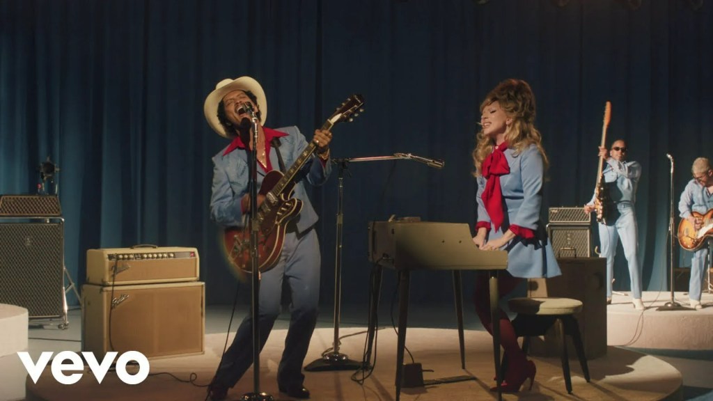 Mira a Lady Gaga y Bruno Mars en el video de “Die With a Smile”, con estética country de los 70 Mira a Lady Gaga y Bruno Mars en el video de “Die With a Smile”, con estética country de los 70