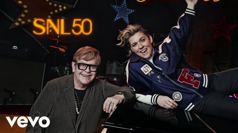 Elton John and Brandi Carlile Perform “Who Believes In Angels?” on SNL Elton John and Brandi Carlile Perform “Who Believes In Angels?” on SNL