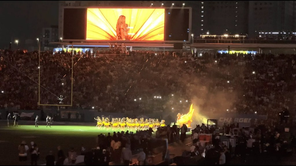 Karol G no show do intervalo da NFL em São Paulo: abertura com funk em português Karol G no show do intervalo da NFL em São Paulo: abertura com funk em português