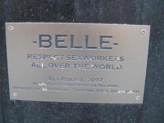 Weird statues of the world: Belle in Amsterdam Weird statues of the world: Belle in Amsterdam