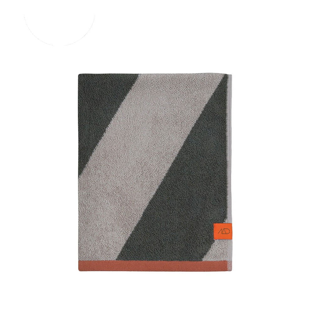 Khaki froté ručník z bio bavlny 50×90 cm Diagonal – Mette Ditmer Denmark Khaki froté ručník z bio bavlny 50×90 cm Diagonal – Mette Ditmer Denmark