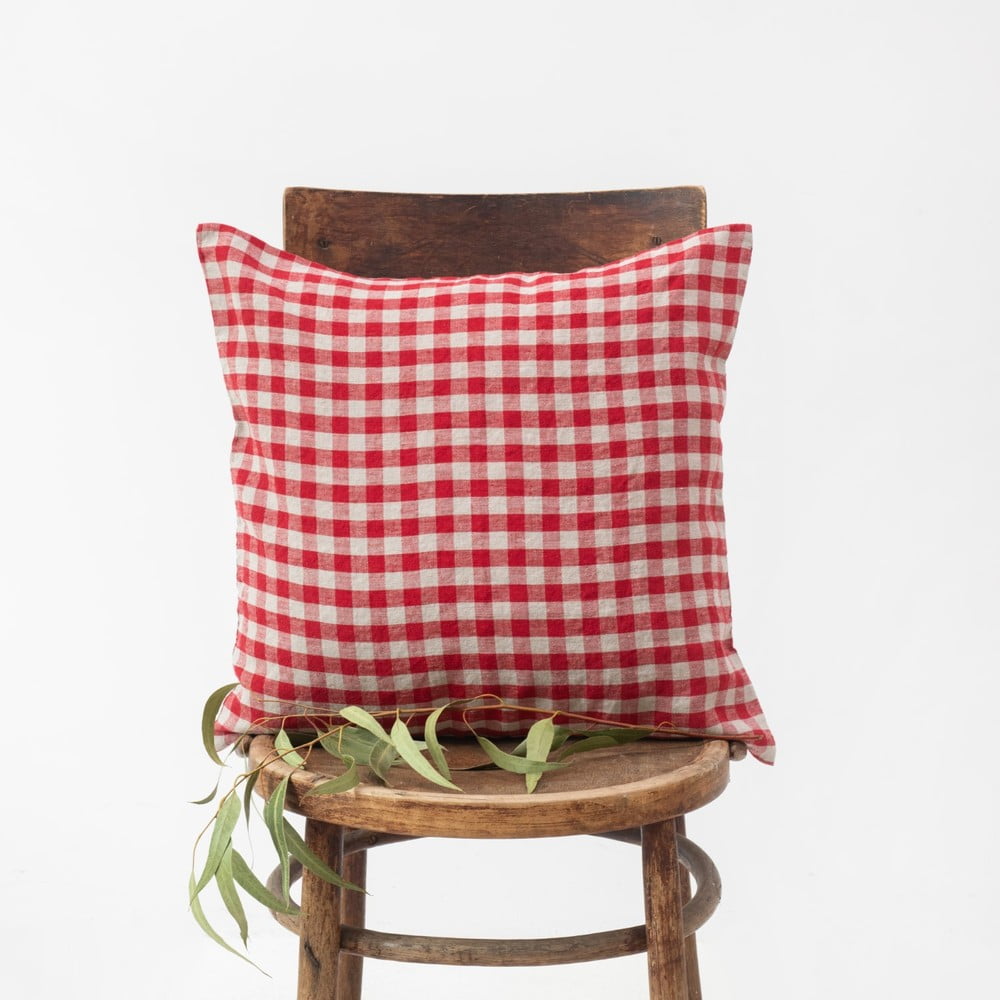 Lněný povlak na polštář 40×40 cm Red Gingham – Linen Tales Lněný povlak na polštář 40×40 cm Red Gingham – Linen Tales