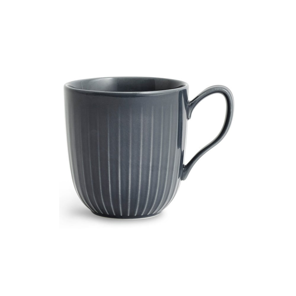 Antracitový porcelánový hrnek Kähler Design Hammershoi, 330 ml Antracitový porcelánový hrnek Kähler Design Hammershoi, 330 ml