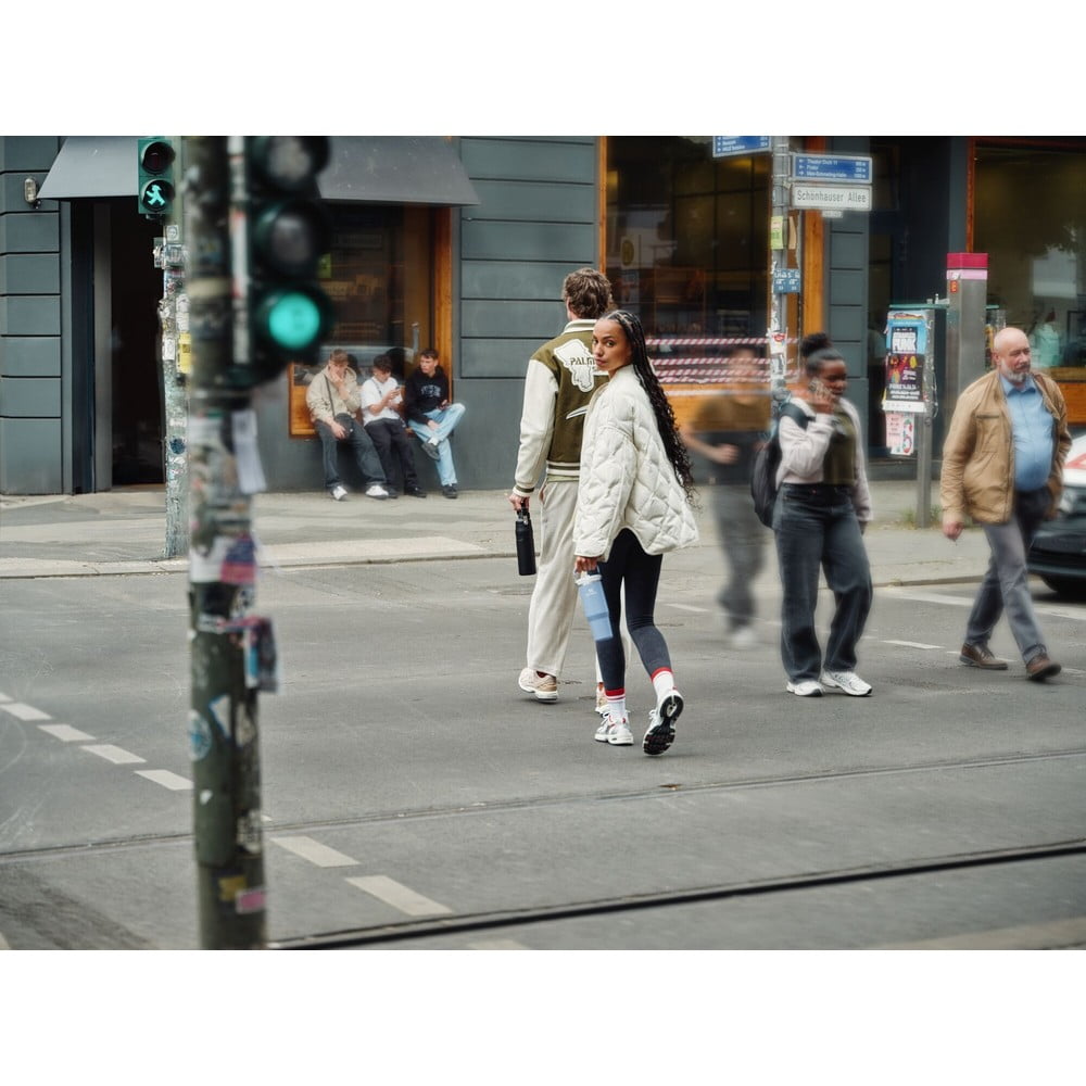 Černá termoláhev 700 ml IceFlow – Stanley - Obrázek 2